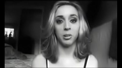 Kelly Wells Talking Shit